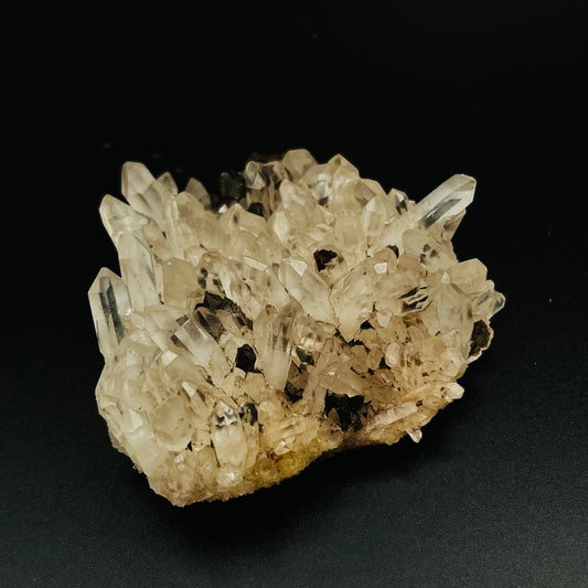 Premium Natural Quartz Crystal Cluster: High-Grade Healing and Meditation Gemstones