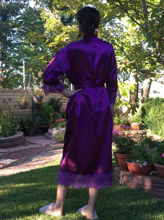 Elegant Long Lace Kimono Robe