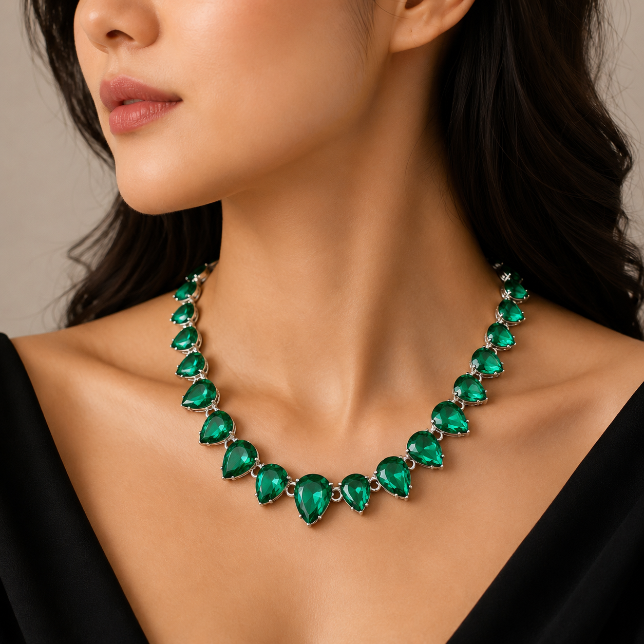 Necklaces & Pendants