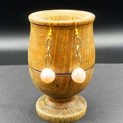 Women’s Gold Chain and Pearl Dangle Earrings – Lightweight Statement Jewelry