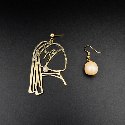 Asymmetrical Gold Lady Profile & Freshwater Pearl Drop Earrings – Renaissance-Inspired Statement Jewelry