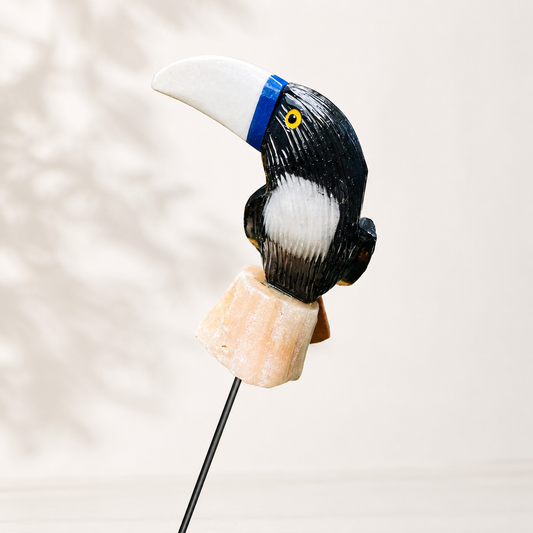 Hand-Carved Gemstone Toucan Garden Stake – Natural Stone Tropical Bird Garden Decor