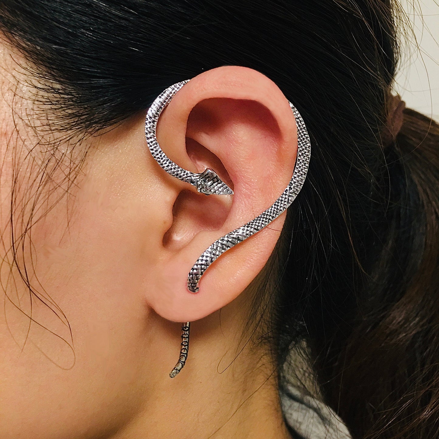 Vintage Viper Snake Ear Cuff Studs: Adjustable Silver Earrings for Left Ear