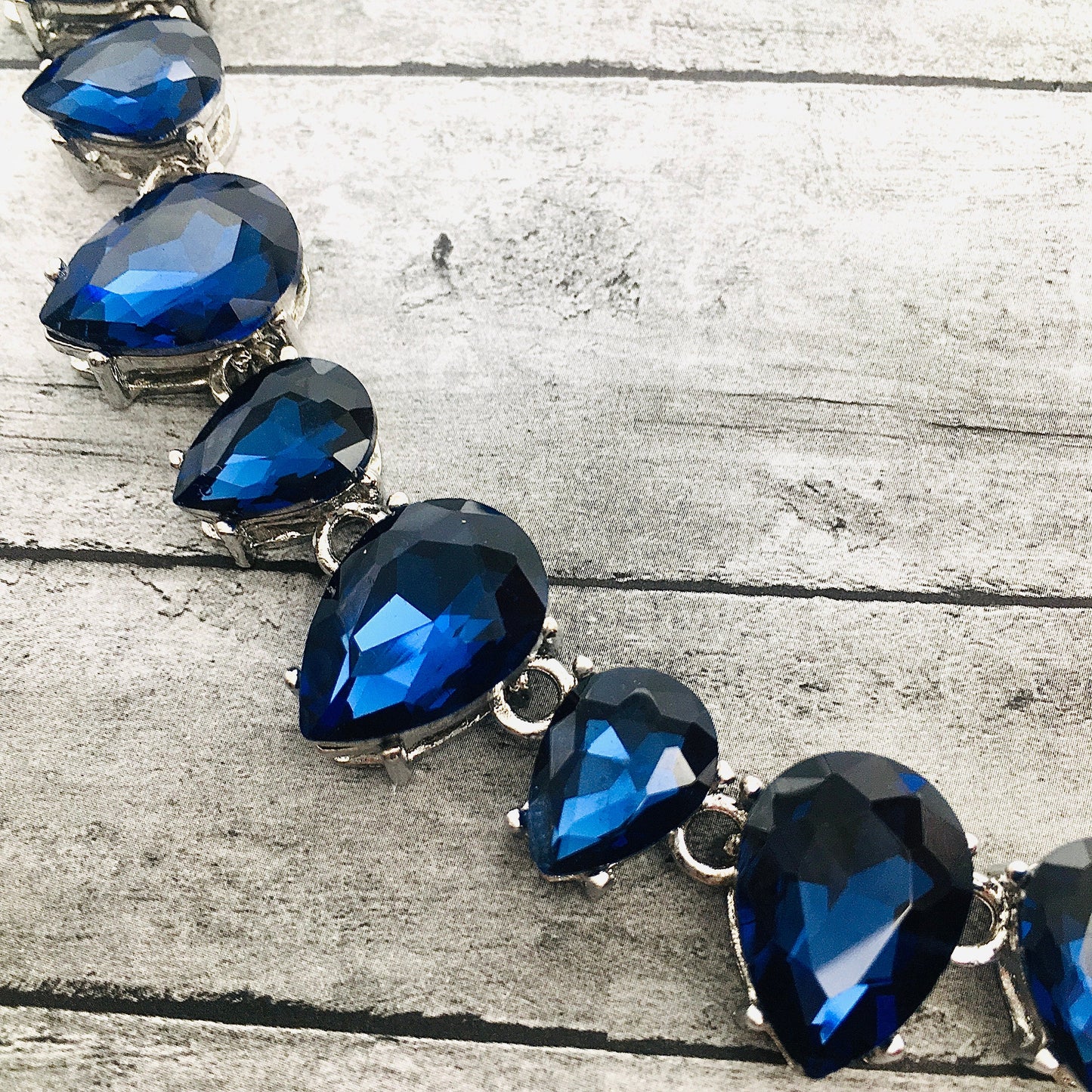 Sapphire Blue Choker Necklace / Bridal Victorian Classic Elegant Necklace with Pear Shaped Crystals / Minimalist Simple Stylish Design