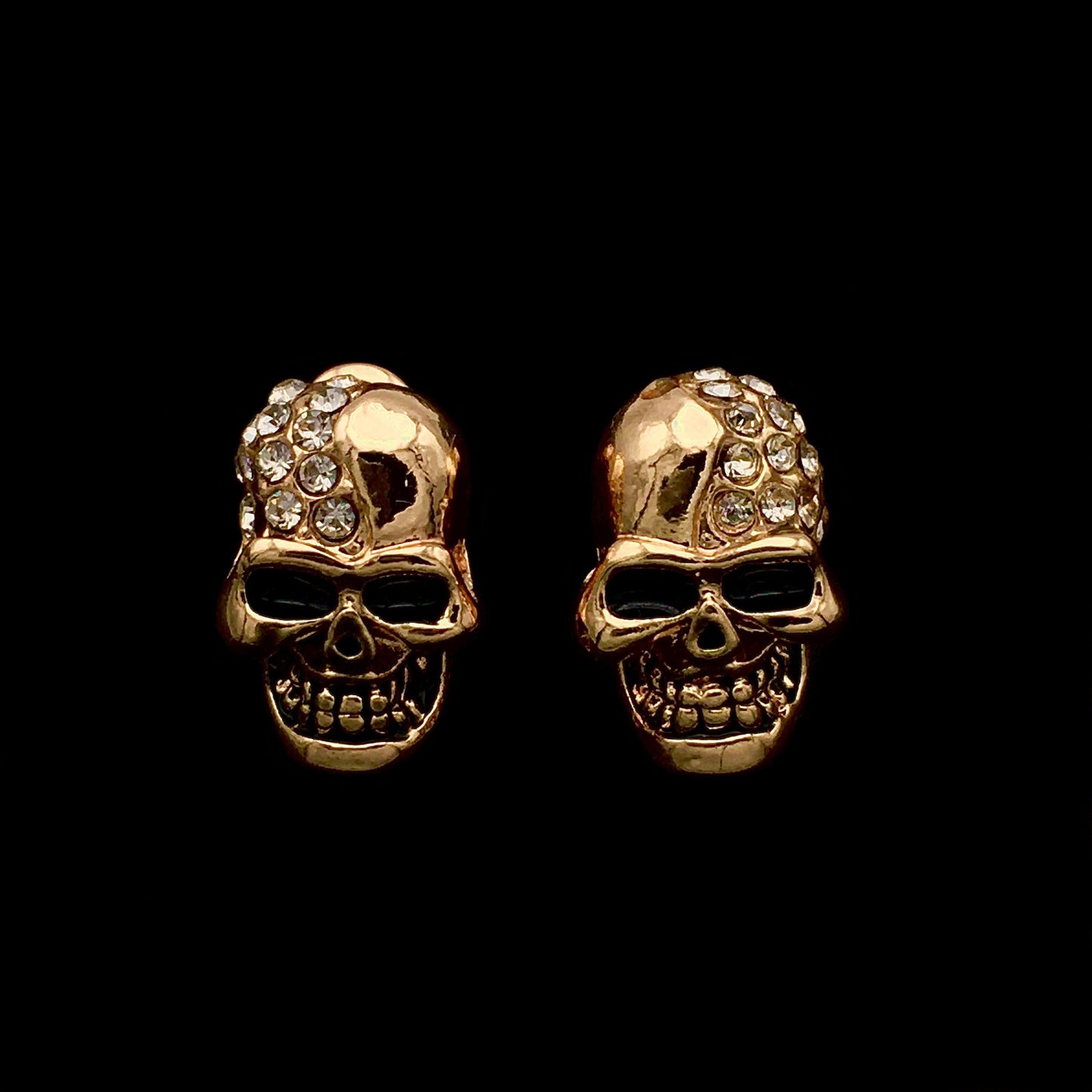 Gothic Golden Diamond Skull Stud Earrings - Bold Statement Skulls Adorned with Imitation Diamonds