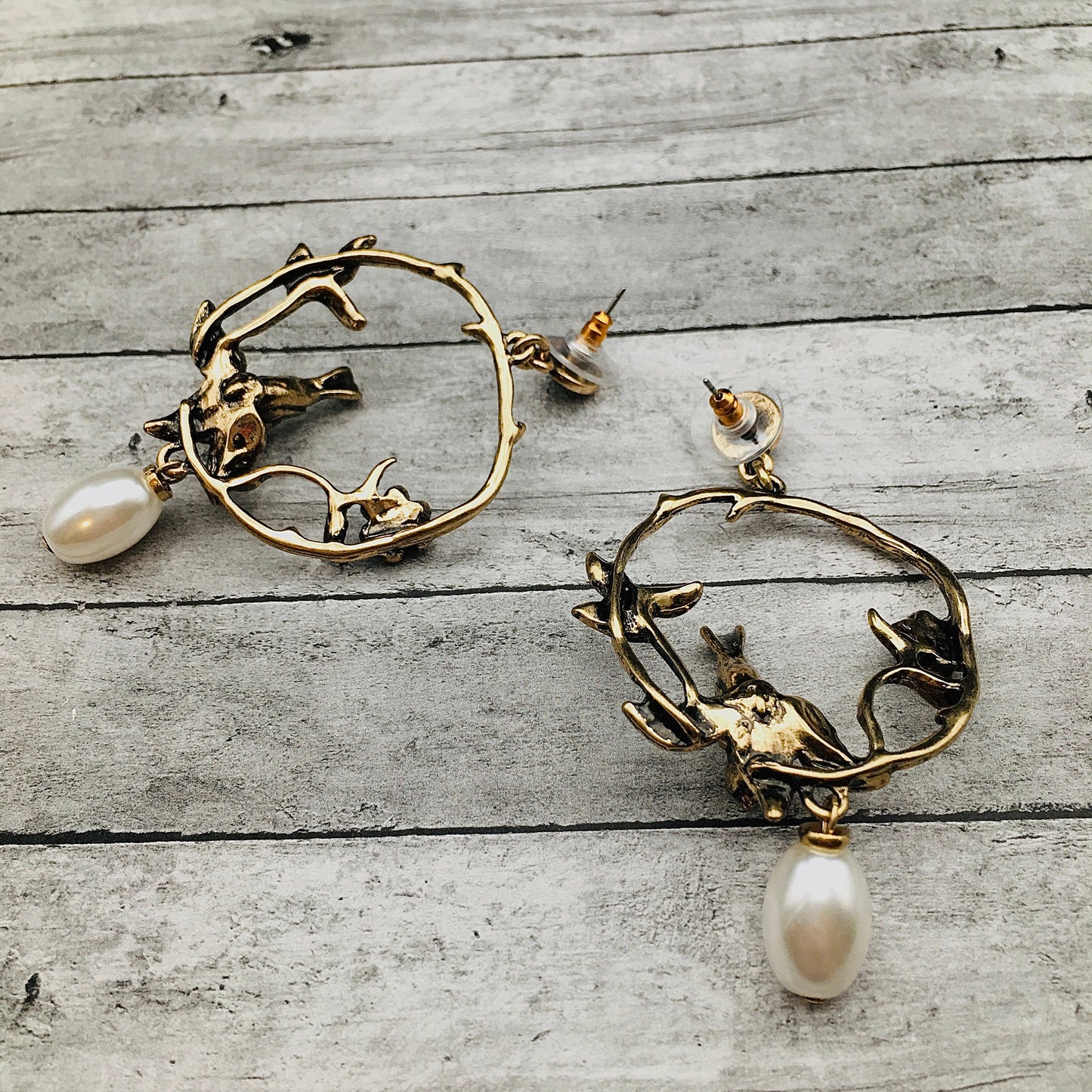 Victorian Gold-toned Antique Baroque Bird Pearl Earrings - Bohemian Retro Statement Jewelry