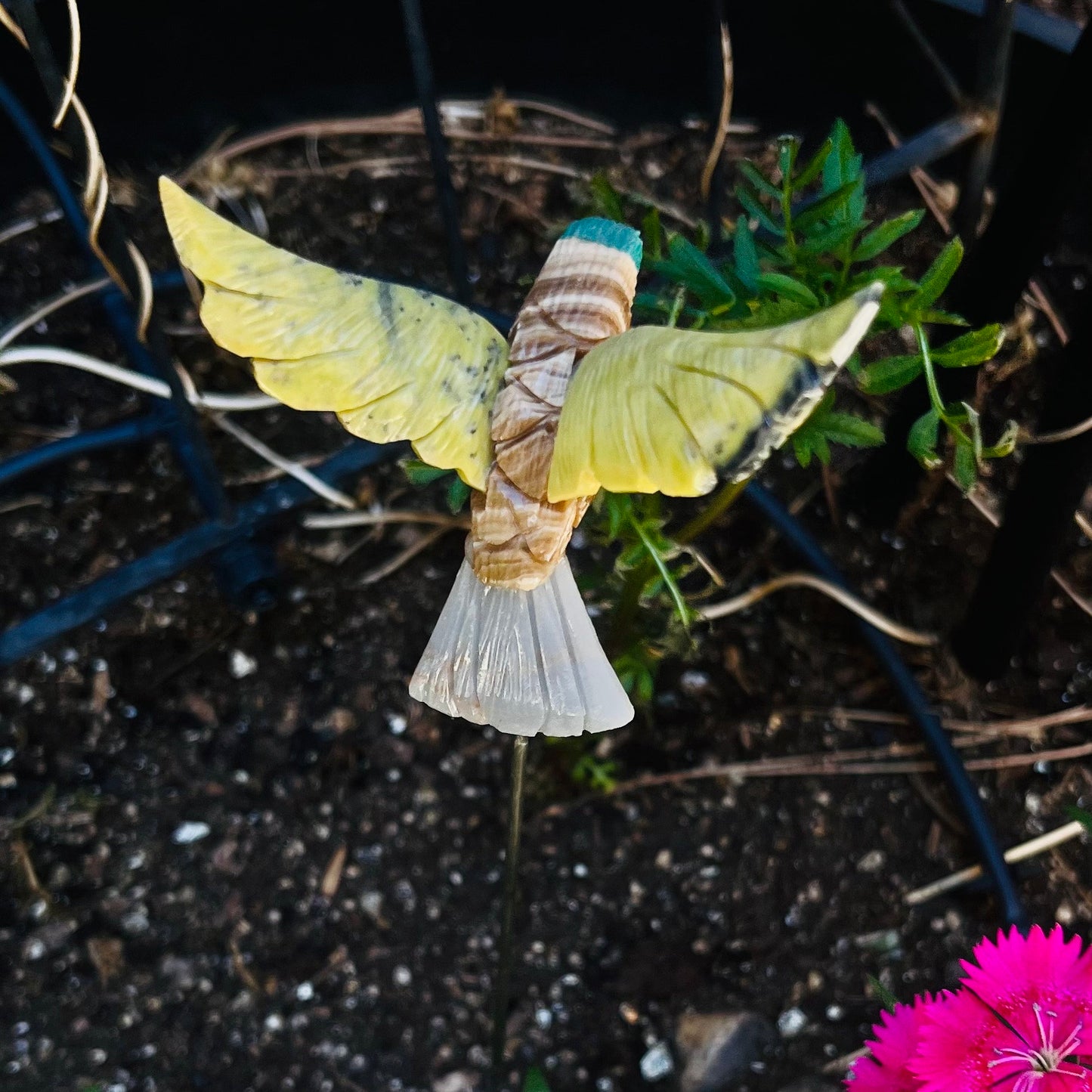 Hand-Carved Hummingbird Stone Garden Home Décor | Natural Gem Stone Bird Garden, Yard Decoration, Wild Bird Art, Wedding Decor