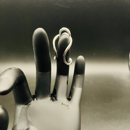 Handmade Adjustable Silver-toned Diamond Fingernail Ring