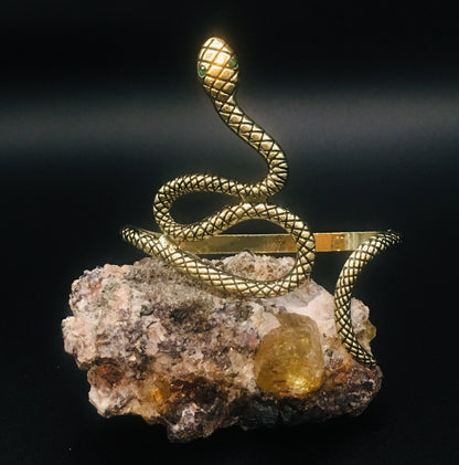 Snake Serpent Palm Bracelet with Emerald Eyes